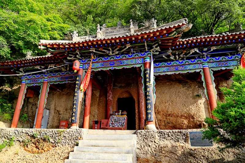 http://www.kongtongtour.com/uploadfile/2015/0410/20150410092329366.jpg
