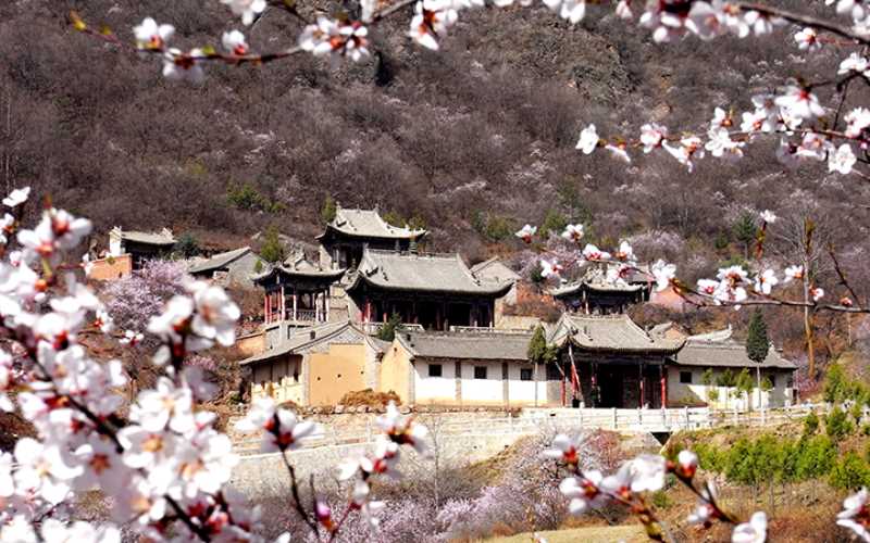 http://www.kongtongtour.com/uploadfile/2015/0410/20150410080324856.jpg