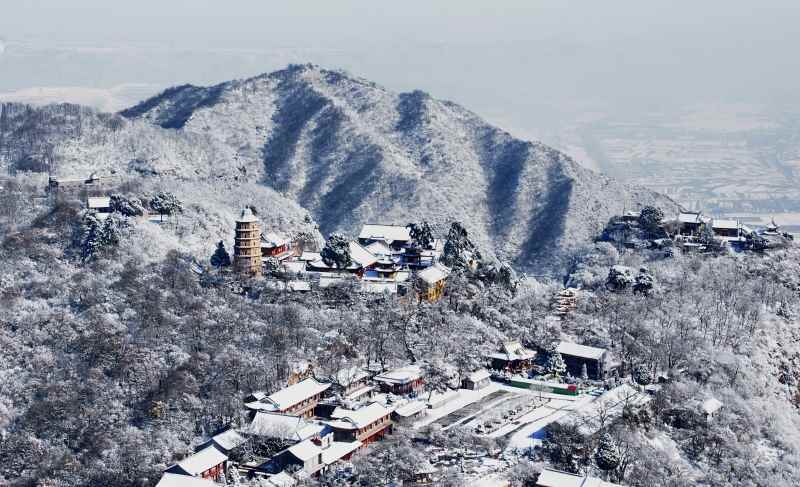 中台雪景
