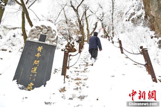 http://i2.chinanews.com/simg/hd/2017/03/15/200x133_20cbb27dfdc54302bc59b9bc8b497c21.jpg
