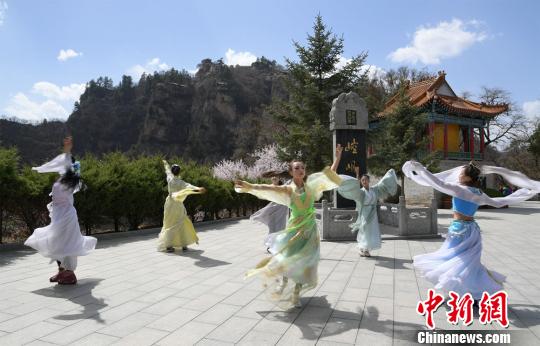 http://i2.chinanews.com/simg/2017/170415/65906900.jpg