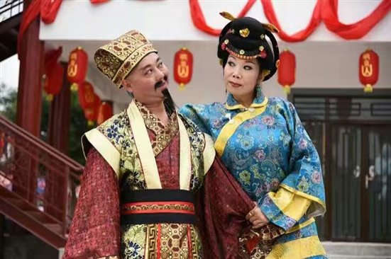 E:演艺照片IMG_4052.JPG