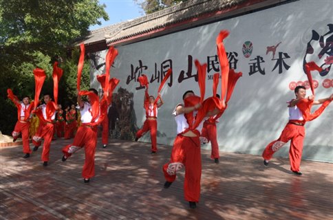 C:UsersAdministratorDesktop五一小长假崆峒山旅游演艺活动早知道QQ截图20161001141651.jpg